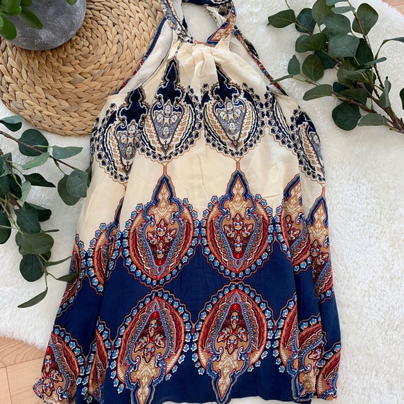 * Cute patterned dress * - Picture 2 of 4